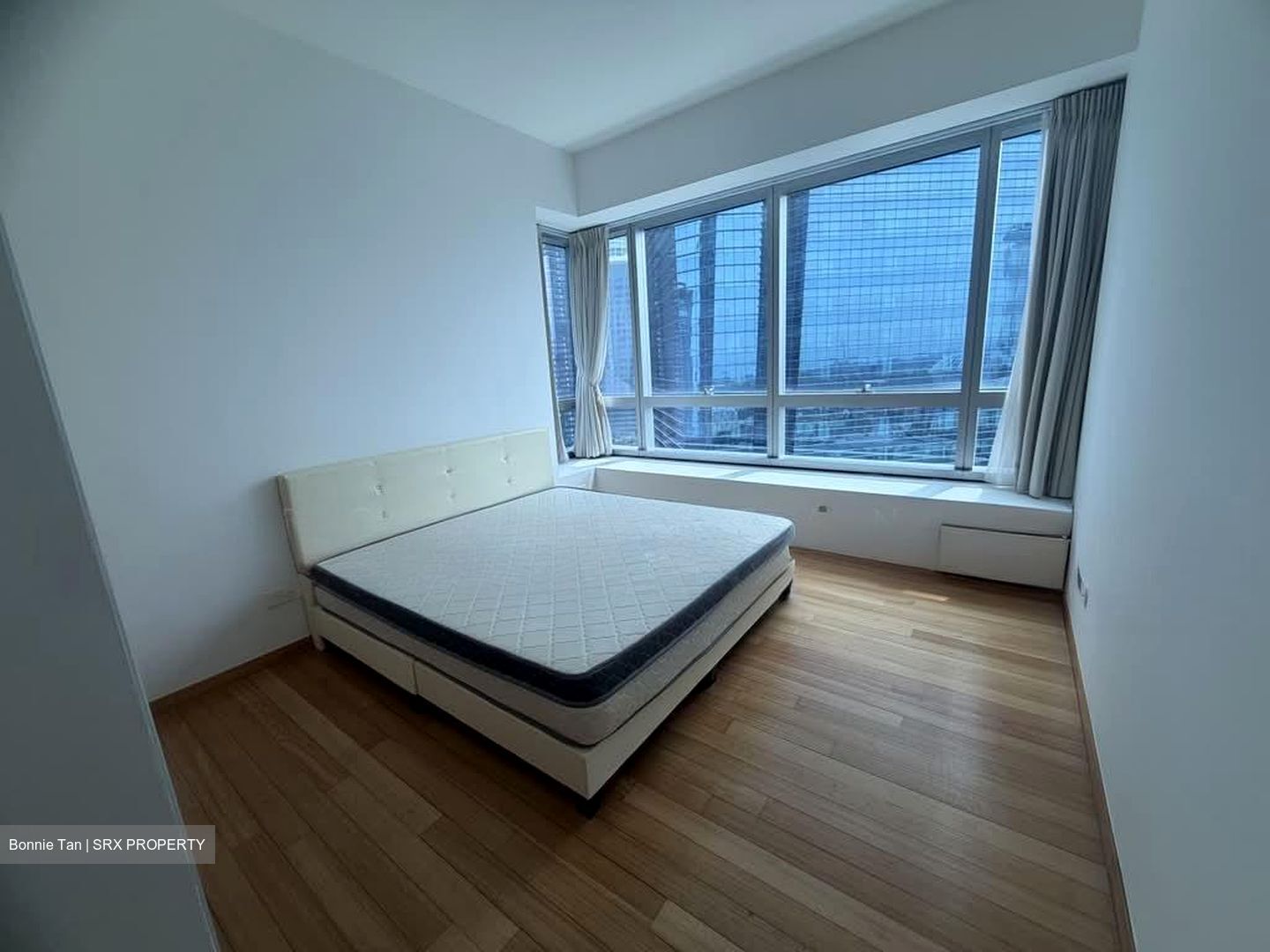 Marina Bay Residences (D1), Condominium #579045661